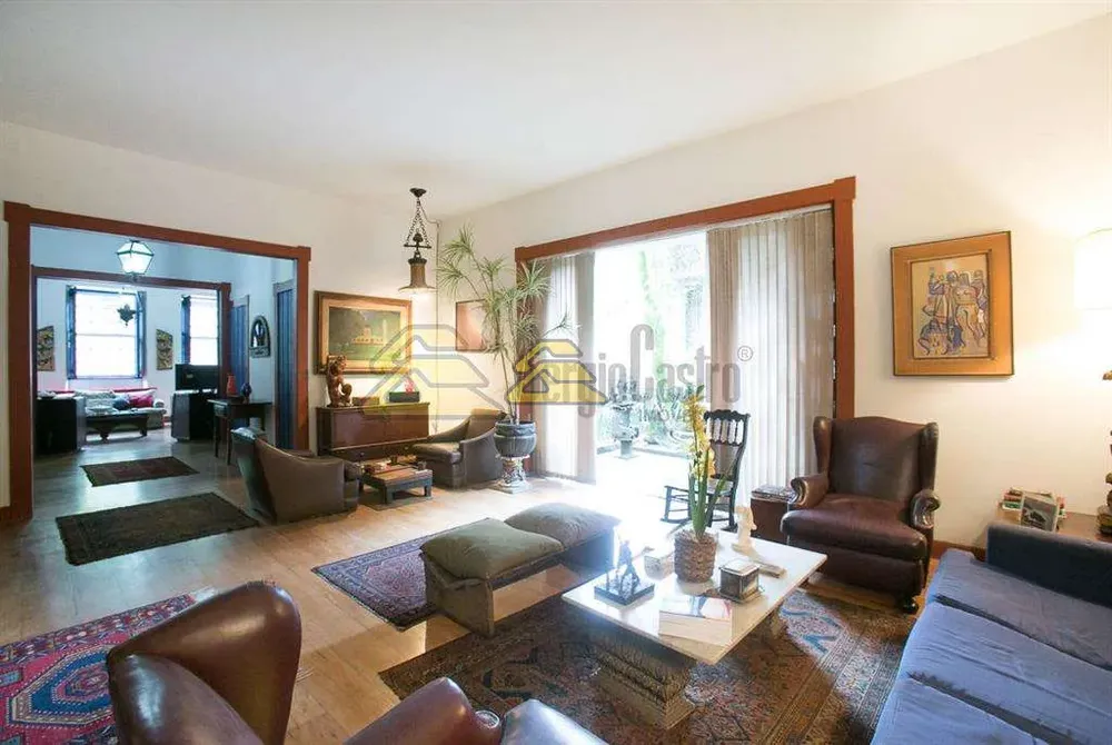 Casa, 4 quartos, 709 m² - Foto 1
