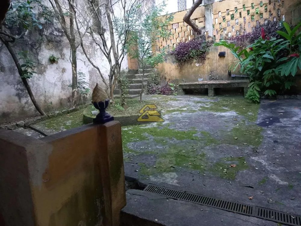 Casa, 4 quartos, 300 m² - Foto 12