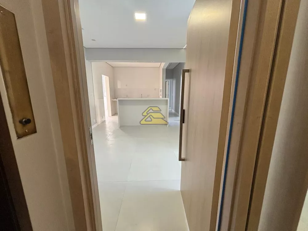 Apartamento, 3 quartos, 130 m² - Foto 2