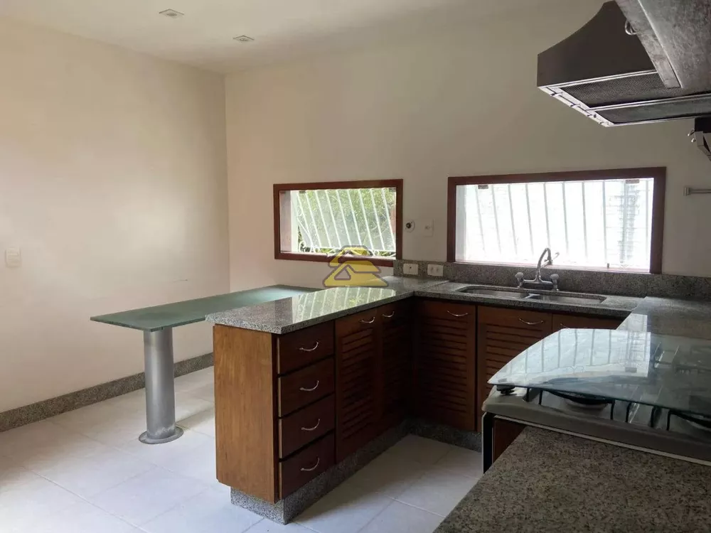 Casa, 3 quartos, 276 m² - Foto 34