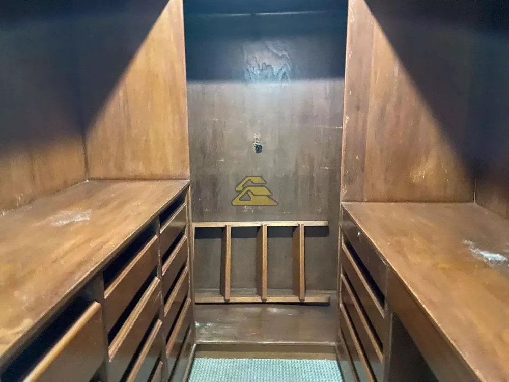 Casa, 3 quartos, 276 m² - Foto 38