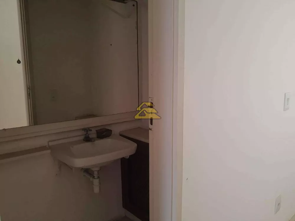 Apartamento, 3 quartos, 206 m² - Foto 2