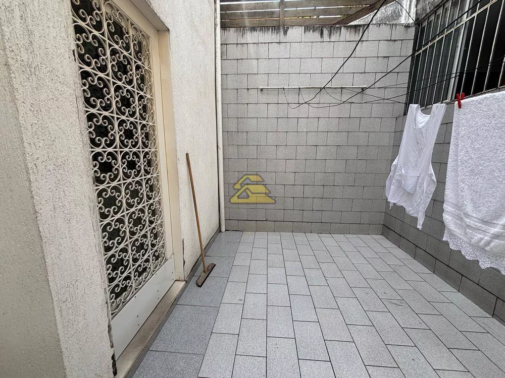 Casa, 4 quartos, 207 m² - Foto 3