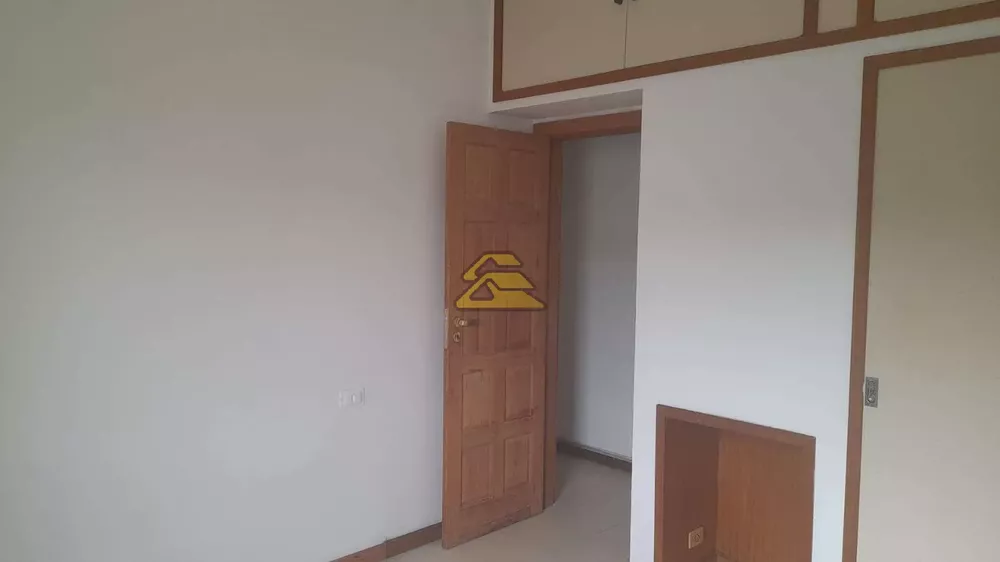 Apartamento, 3 quartos, 180 m² - Foto 1
