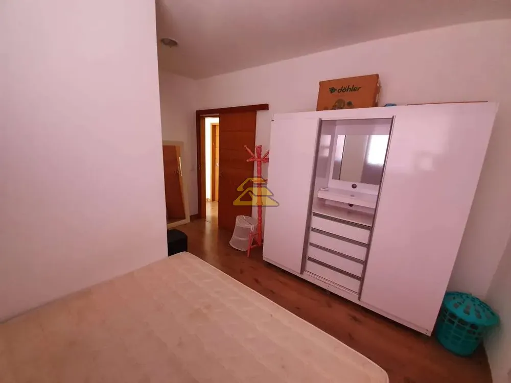 Casa, 8 quartos, 200 m² - Foto 17