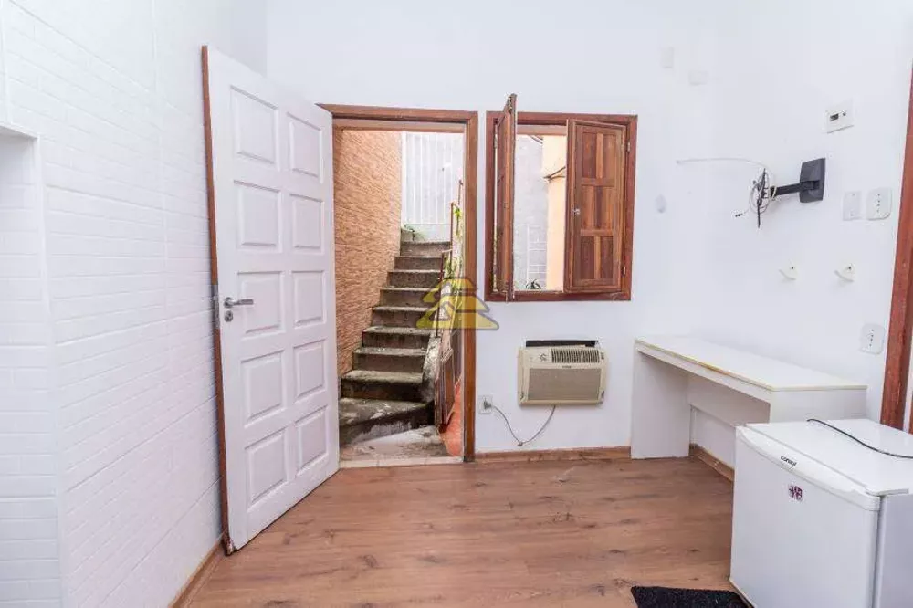 Casa, 8 quartos, 200 m² - Foto 26