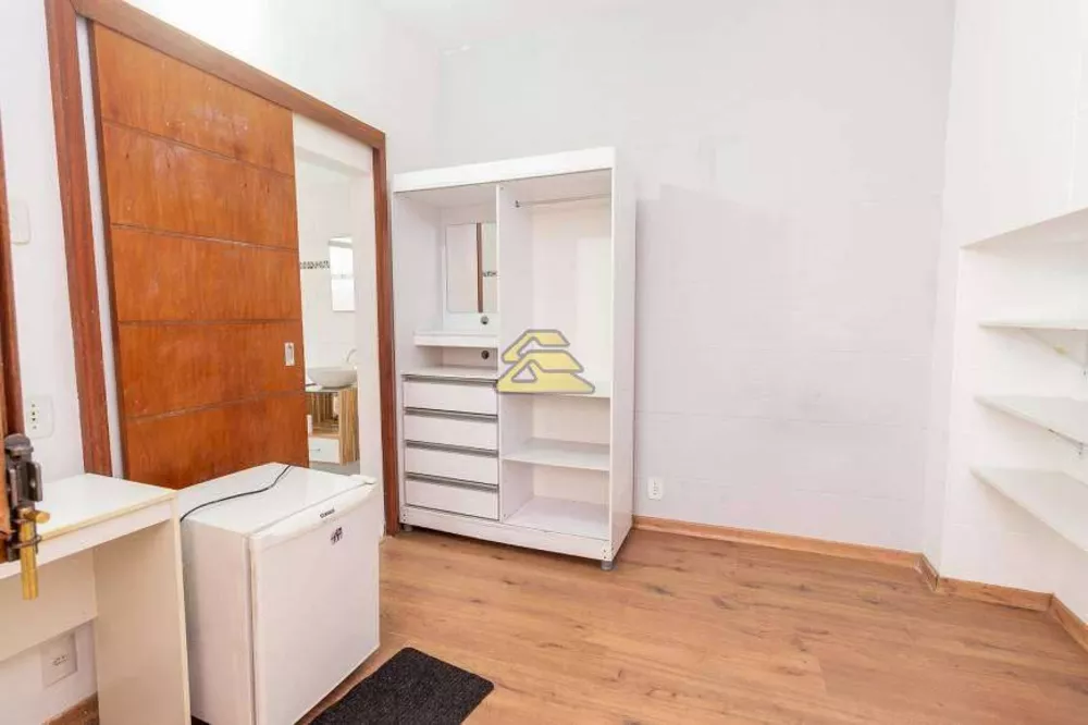 Casa, 8 quartos, 200 m² - Foto 2