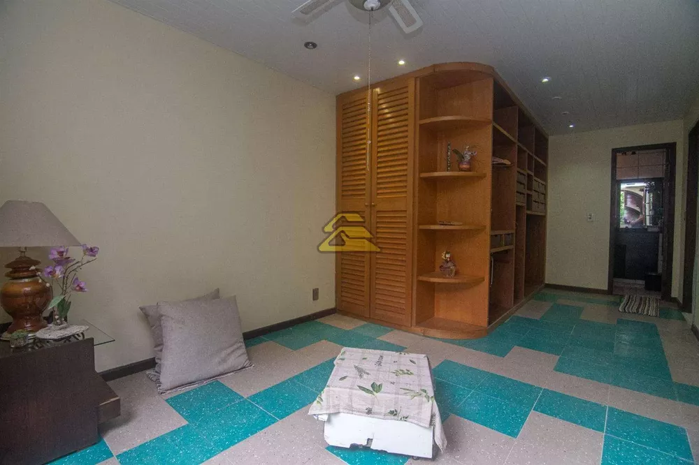 Casa, 4 quartos, 298 m² - Foto 33