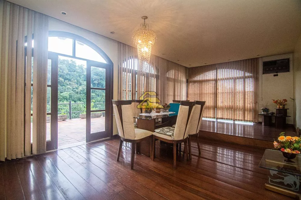 Casa, 4 quartos, 298 m² - Foto 8