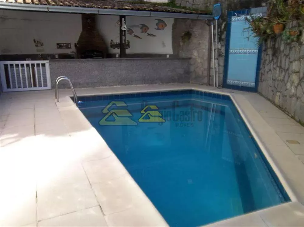 Casa, 5 quartos, 250 m² - Foto 11
