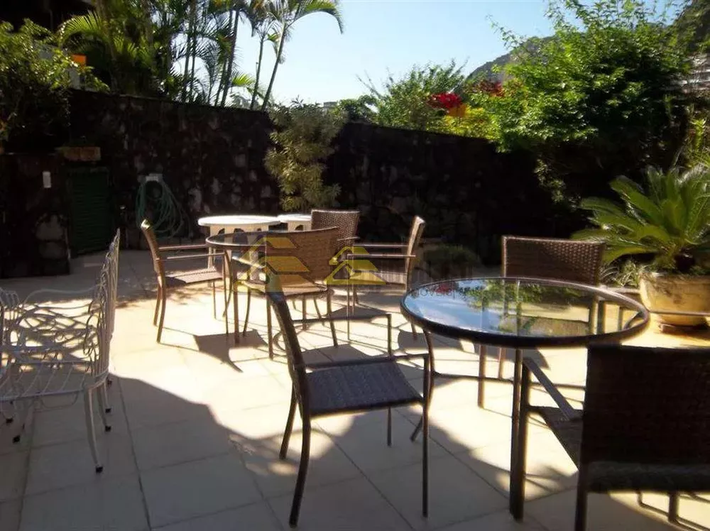 Casa, 5 quartos, 250 m² - Foto 13