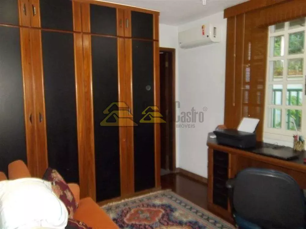 Casa, 5 quartos, 250 m² - Foto 9