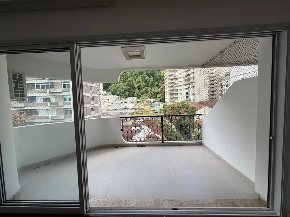 Apartamento, 3 quartos, 147 m² - Foto 2
