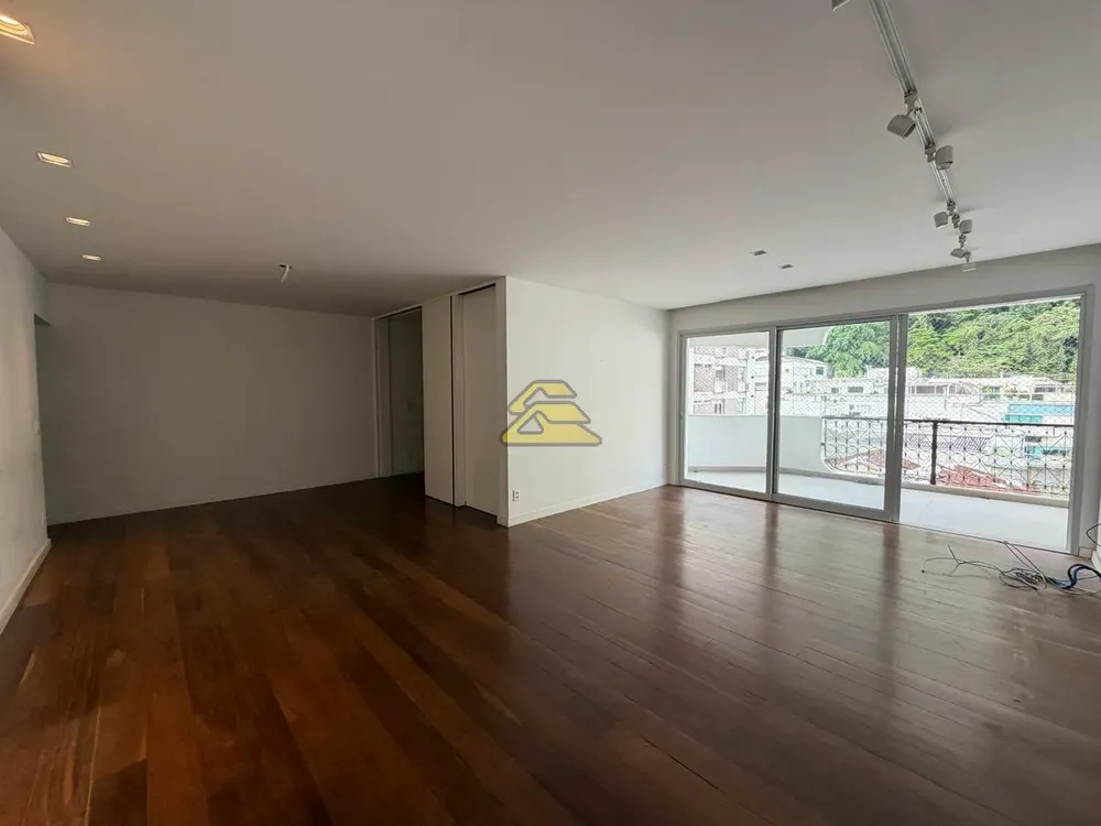 Apartamento, 3 quartos, 147 m² - Foto 1