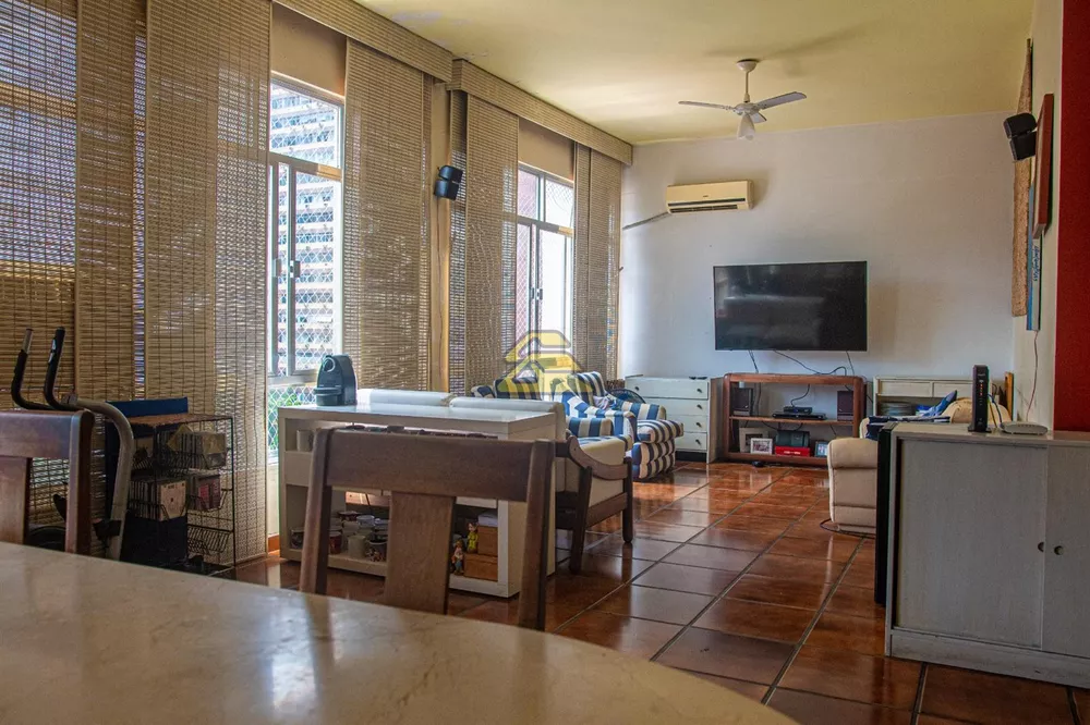 Cobertura à venda com 4 quartos, 180m² - Foto 3