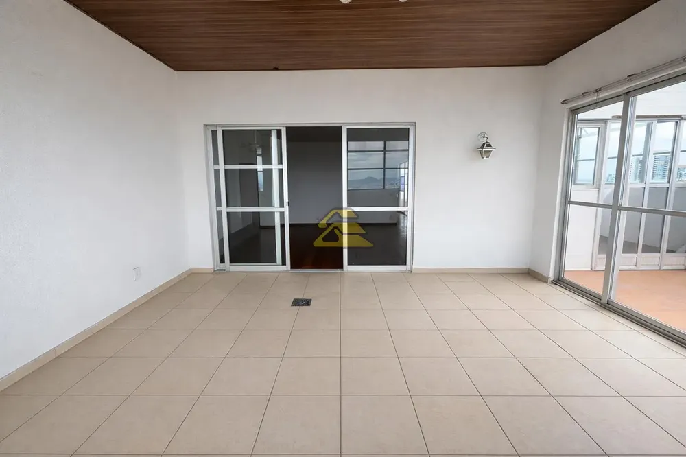 Apartamento, 3 quartos, 318 m² - Foto 4