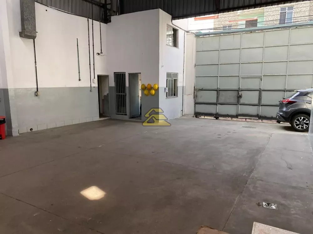 Depósito-Galpão, 636 m² - Foto 1