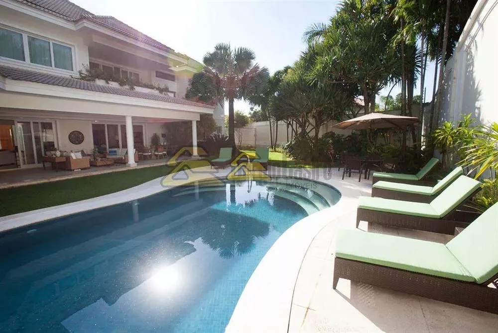 Casa, 6 quartos, 1800 m² - Foto 11