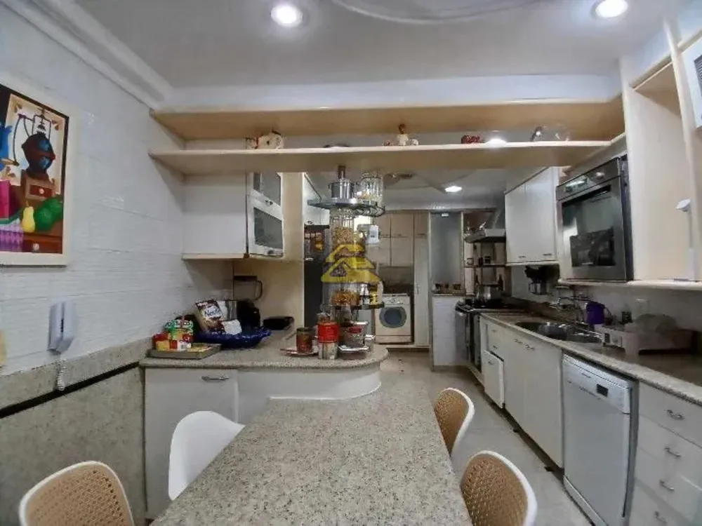 Apartamento, 4 quartos, 195 m² - Foto 9