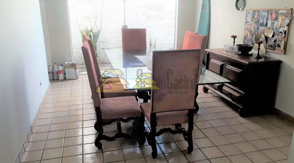 Casa, 6 quartos, 310 m² - Foto 2