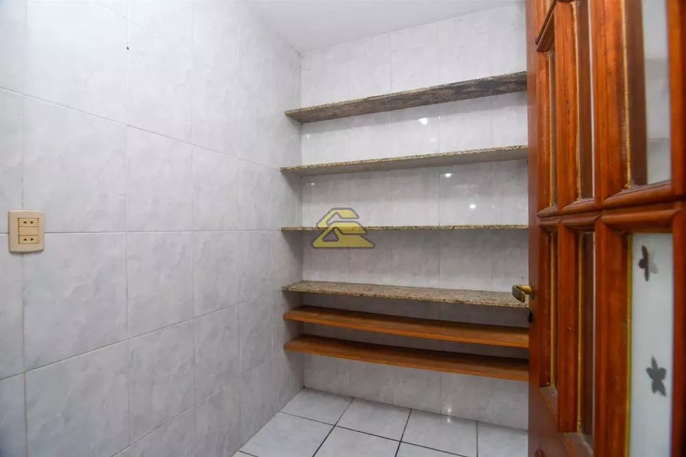 Apartamento, 5 quartos, 230 m² - Foto 1