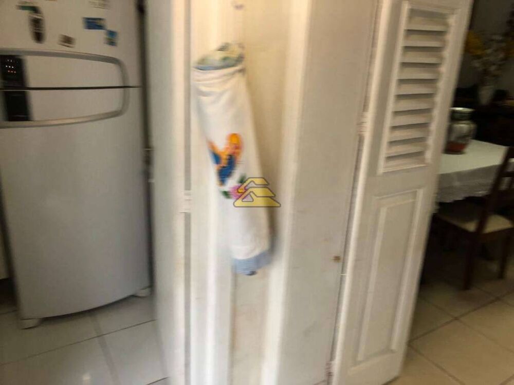 Casa à venda com 3 quartos, 110m² - Foto 5