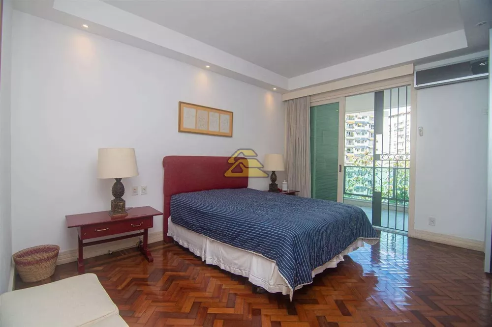 Casa, 4 quartos, 740 m² - Foto 31