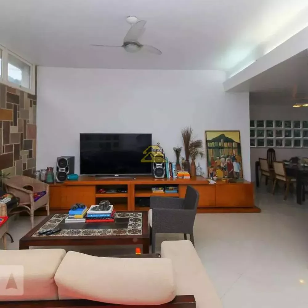 Casa, 6 quartos, 325 m² - Foto 4