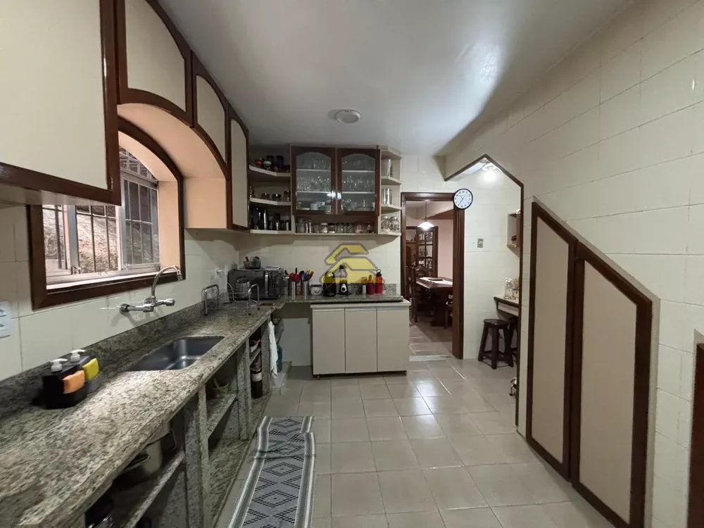 Casa, 6 quartos, 371 m² - Foto 9