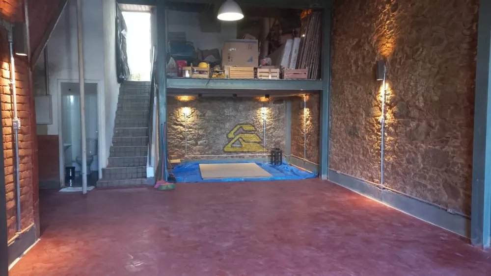 Casa, 7 quartos, 185 m² - Foto 1