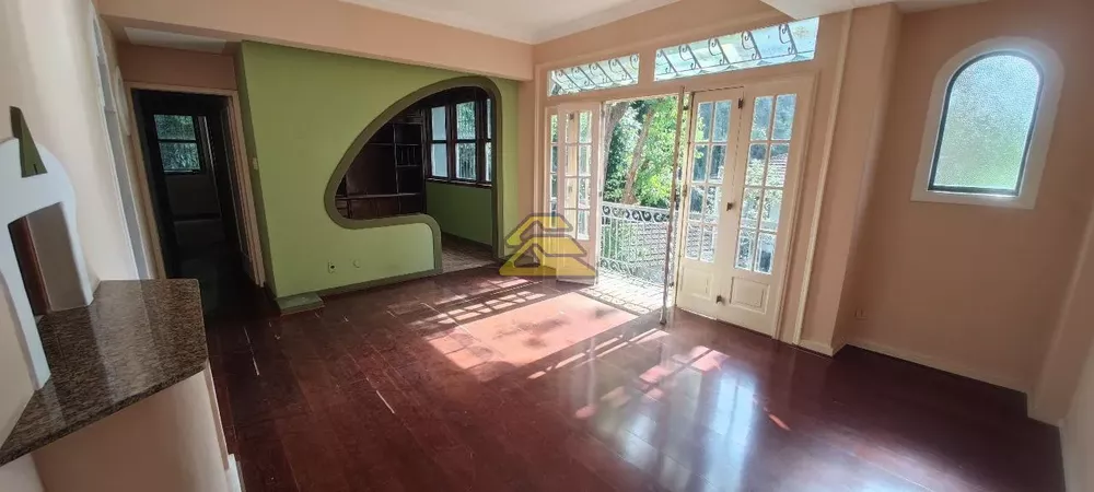 Cobertura, 2 quartos, 216 m² - Foto 1