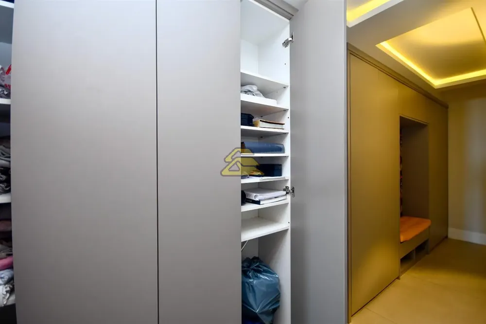 Apartamento, 4 quartos, 214 m² - Foto 1