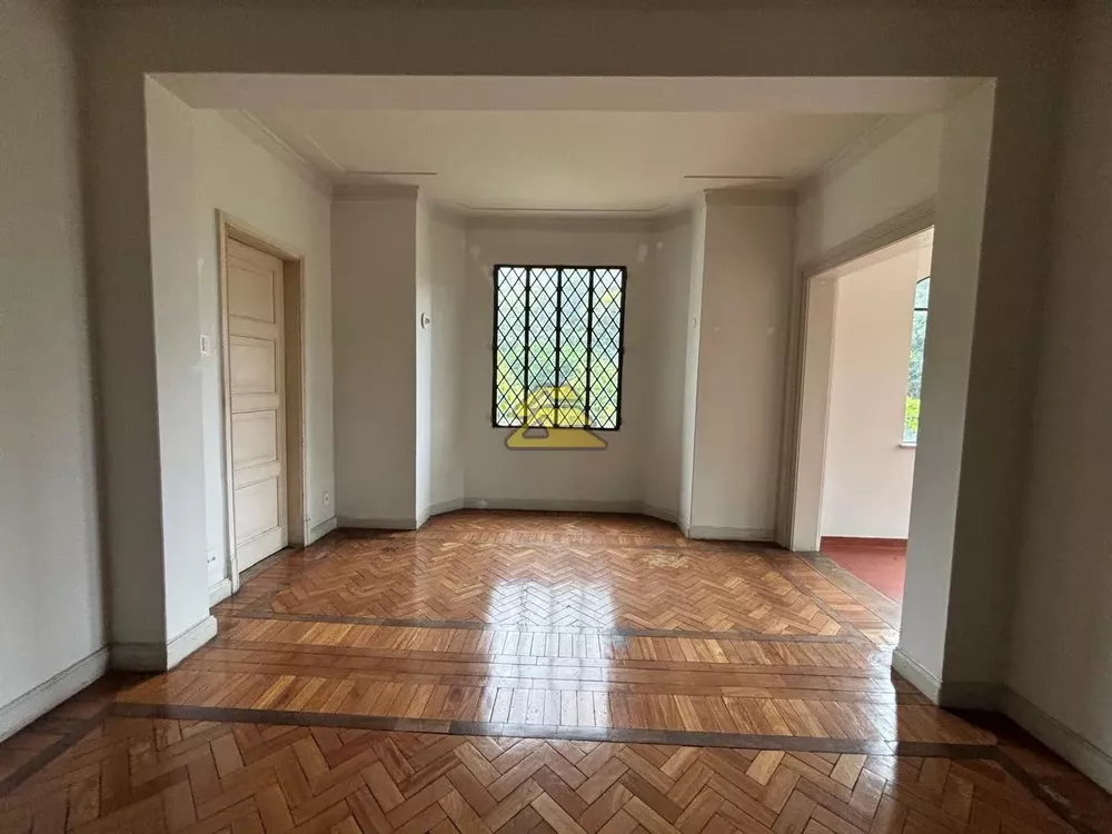 Casa, 6 quartos, 362 m² - Foto 4
