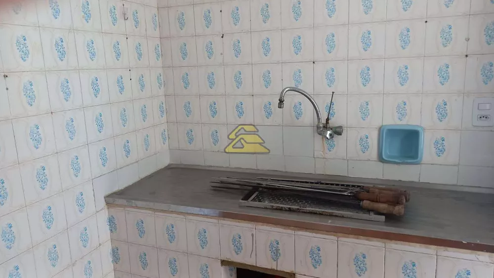 Casa, 5 quartos, 227 m² - Foto 2