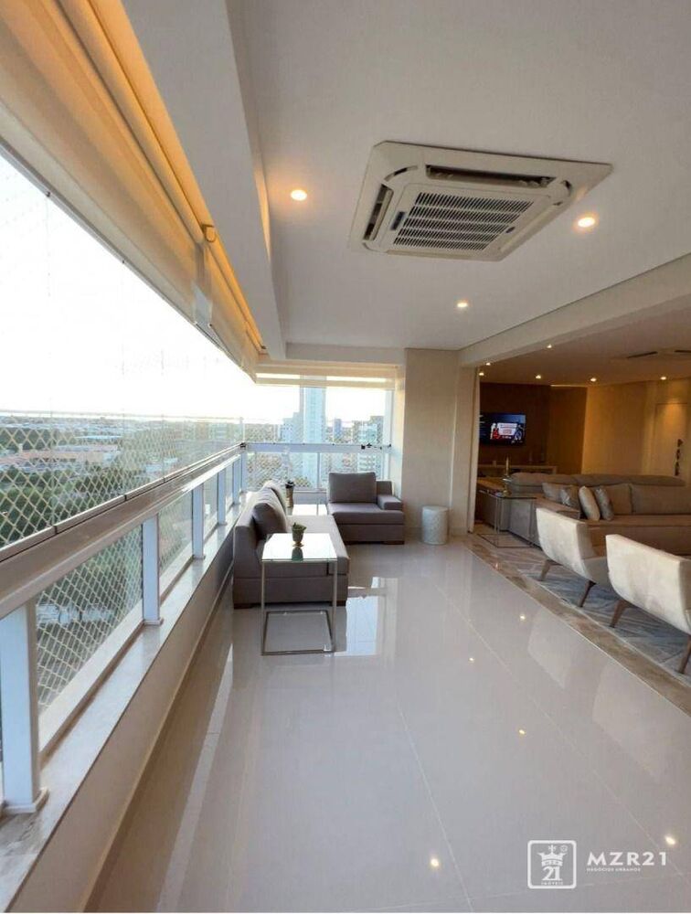 Apartamento à venda com 3 quartos, 206m² - Foto 4