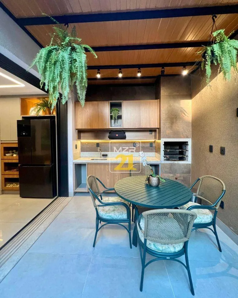 Sobrado, 3 quartos, 168 m² - Foto 2