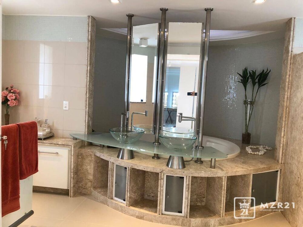 Sobrado à venda com 5 quartos, 438m² - Foto 4