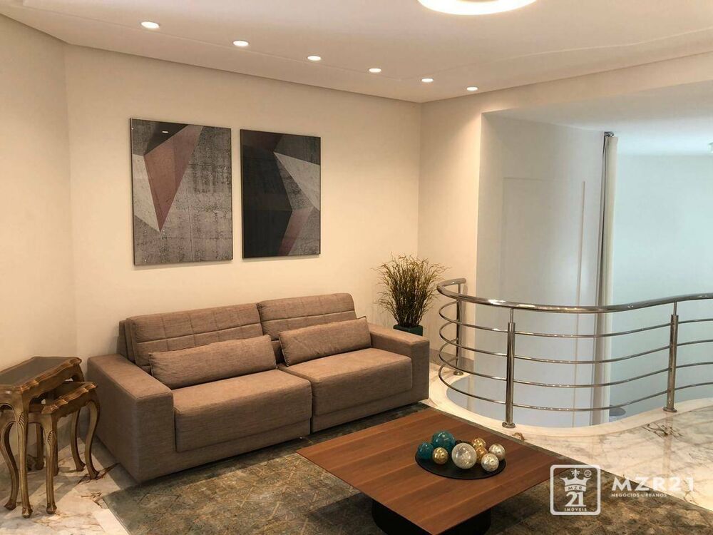 Sobrado à venda com 5 quartos, 438m² - Foto 2