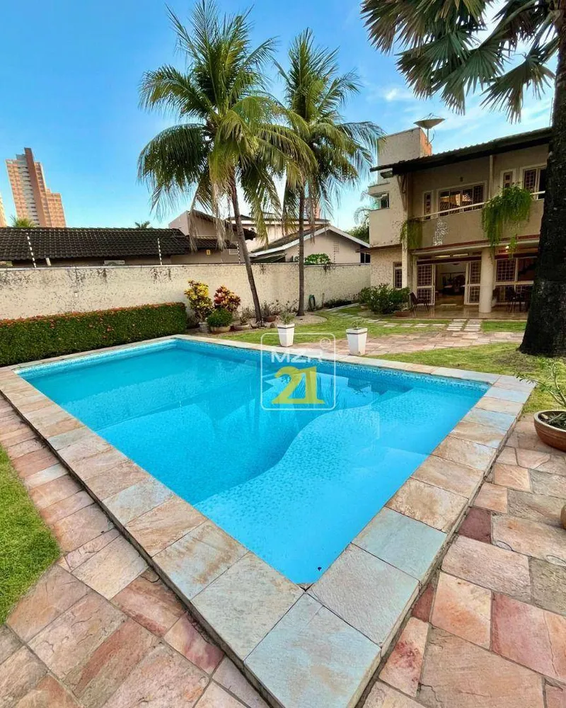 Sobrado, 4 quartos, 427 m² - Foto 1
