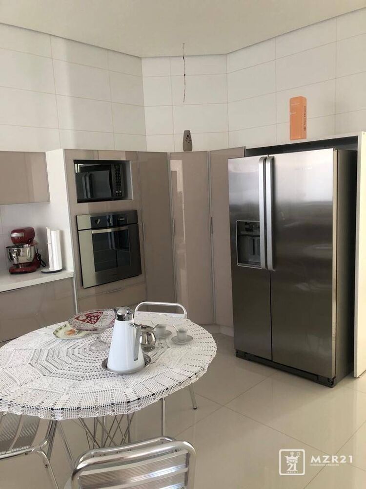 Sobrado à venda com 3 quartos, 400m² - Foto 23