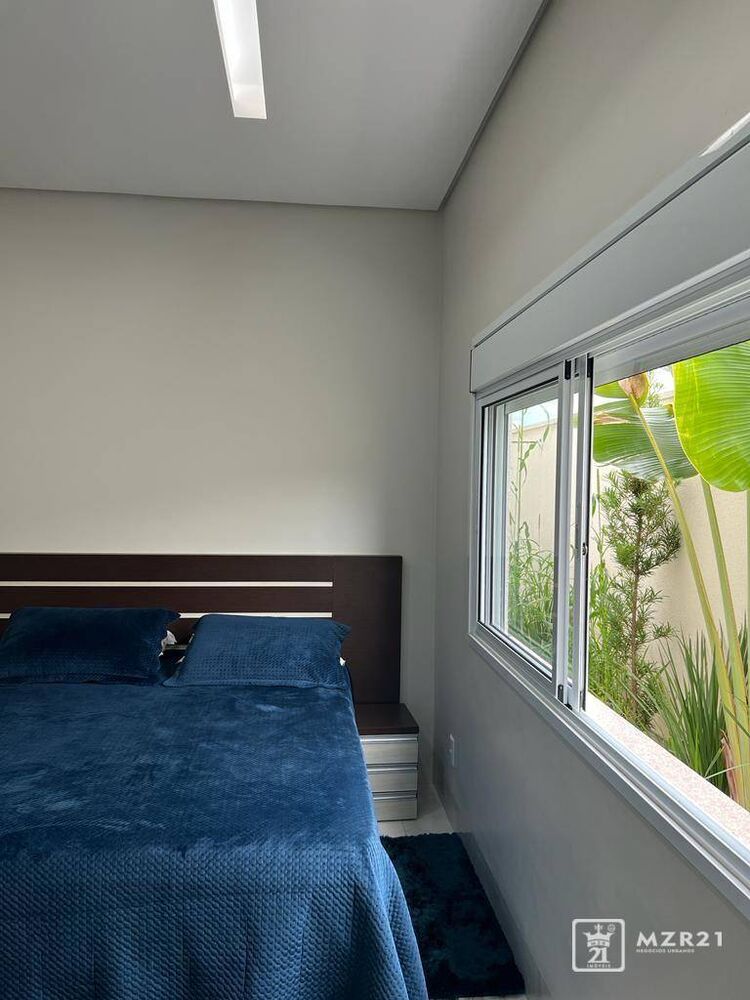 Casa de Condomínio à venda com 4 quartos, 235m² - Foto 3