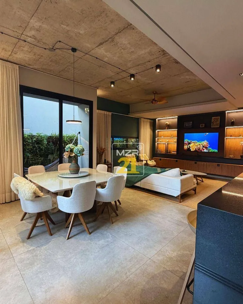 Sobrado, 4 quartos, 302 m² - Foto 9