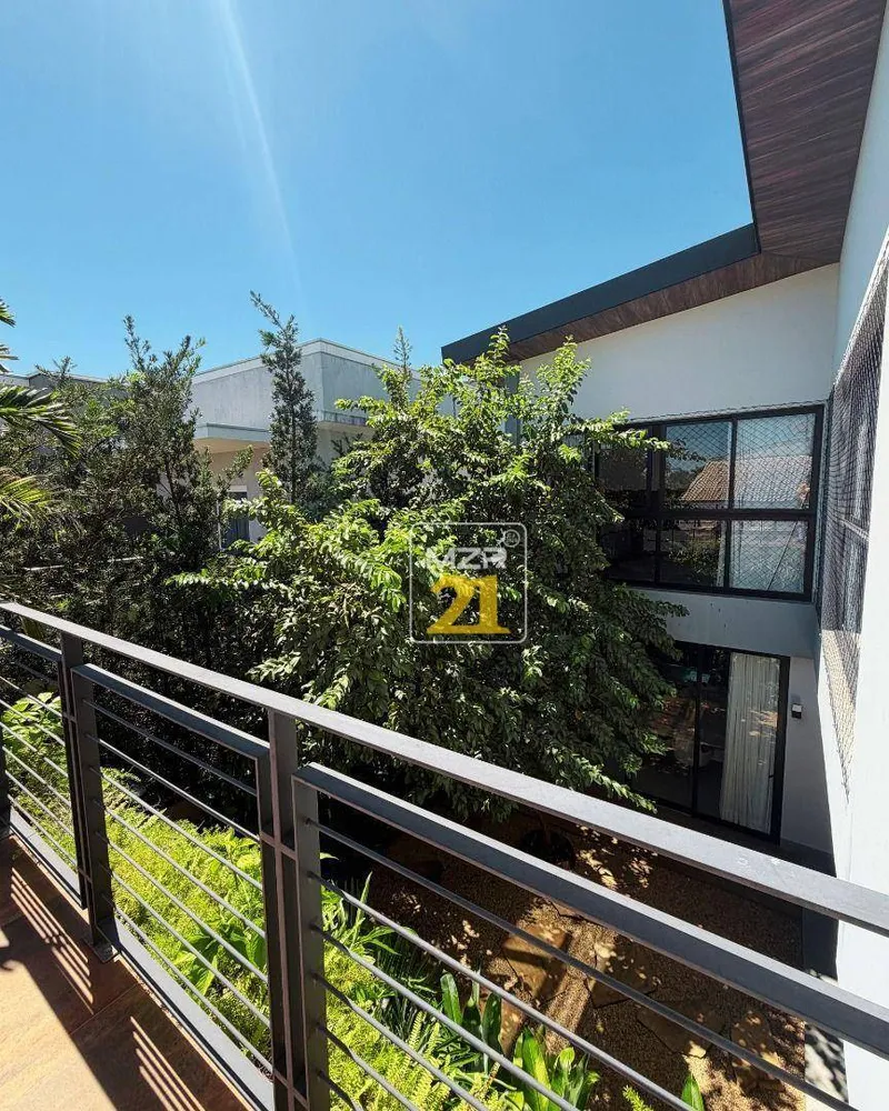Sobrado, 4 quartos, 302 m² - Foto 2