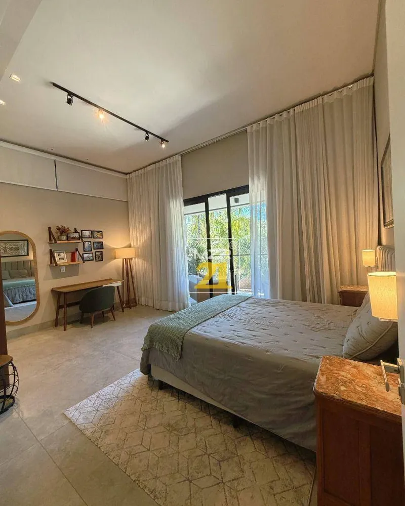 Sobrado, 4 quartos, 302 m² - Foto 11