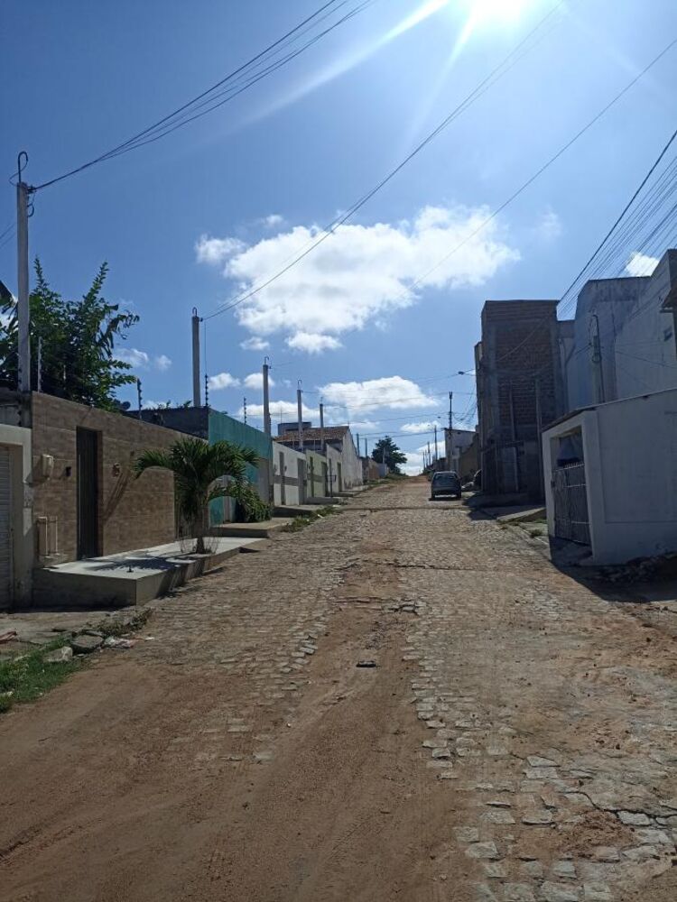 Casa à venda com 2 quartos, 160m² - Foto 4