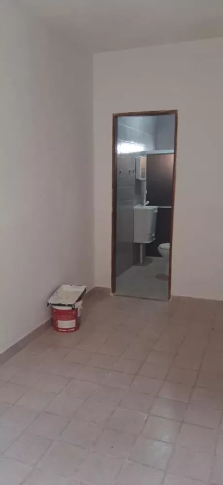 Casa à venda com 2 quartos, 200m² - Foto 16