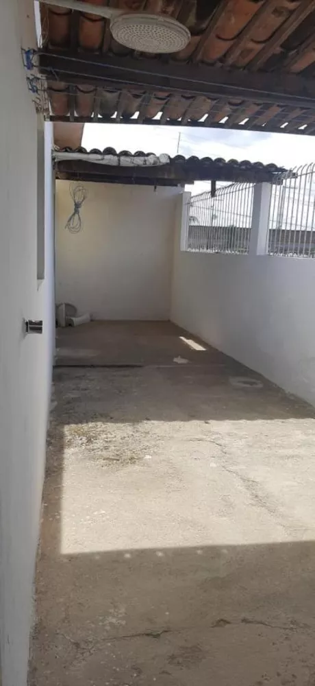 Casa à venda com 2 quartos, 200m² - Foto 14