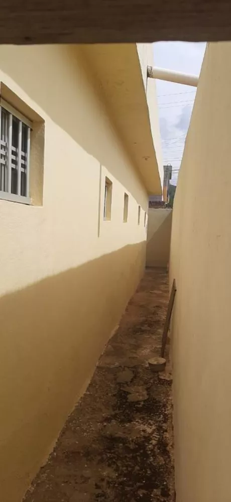 Casa à venda com 2 quartos, 200m² - Foto 18