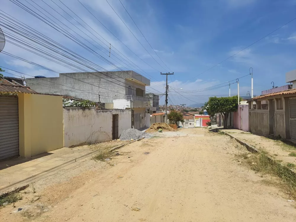 Casa à venda com 2 quartos, 200m² - Foto 4