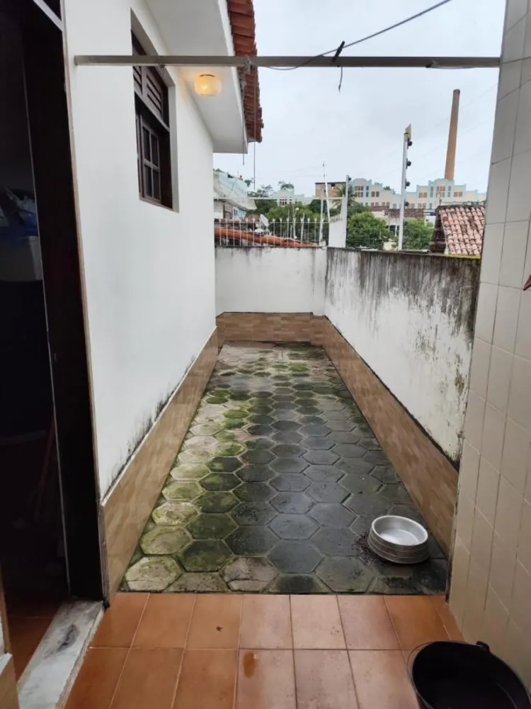 Casa, 3 quartos, 210 m² - Foto 2